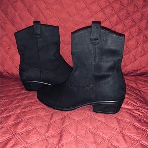 Wild Diva Lounge Boots